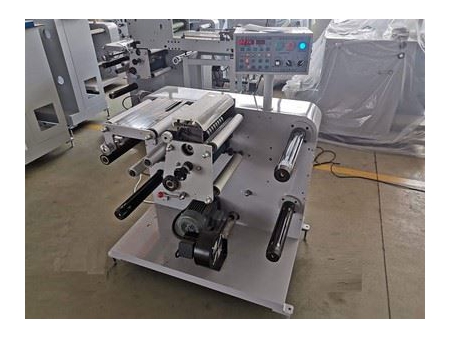 ماكينة تقطيع الملصقات الآلية (سليتر ليبل)، DK-320 				   Label Auto Slitting Machine (Turret Slitter)