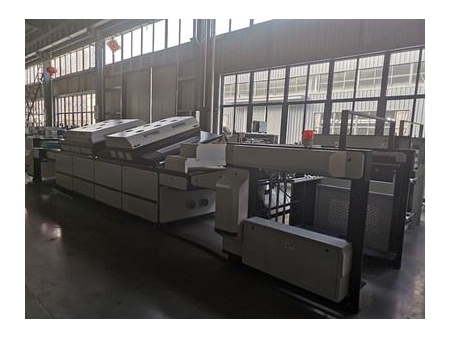 ماكينة الطباعة الآلية بتقنية الأشعة فوق البنفسجية UV للورق السميك، SA-1200 				   Automatic Thick Paper UV Varnishing Machine