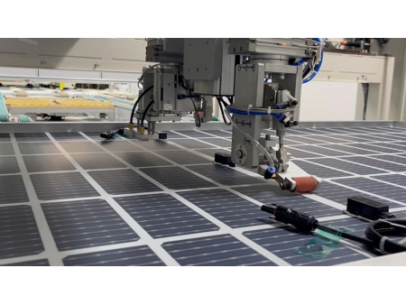 ماكينة ترميز الألواح الشمسية الآلية Auto Labelling Machine