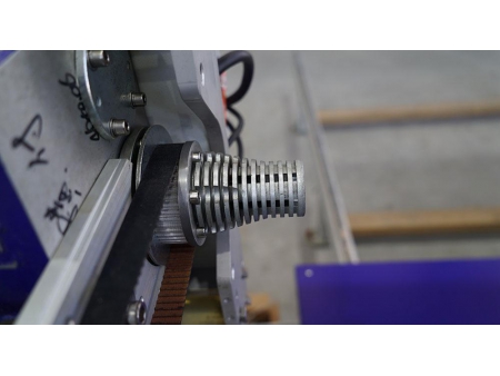 ماكينة CNC لقطع الفوم، H5S                     (آلة CNC للقطع المحيطي للفوم بشفرة قطع أفقية)