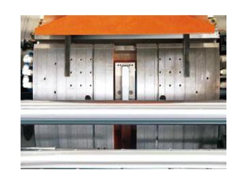 SBH150B DC01 TM01  ماكينات تصنيع الأكياس الورقية ذات قاعدة مربعة  (قطع النافذة بالقوالب وترقيع الفيلم)  Roll Fed Square Bottom Paper Bag Machine