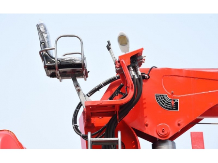 رافعة مثبتة على شاحنة 12 طن، SST12S5