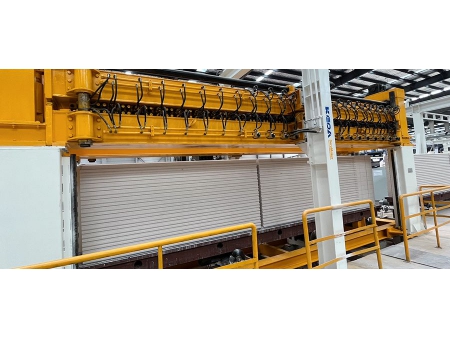 قسم تعبئة وتغليف آلي للخرسانة الخلوية المشبعة (AAC)  Fully Automatic AAC Packing Section