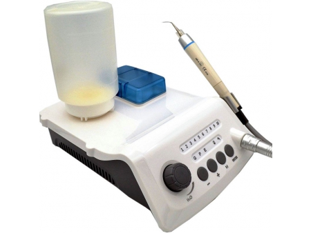 قشارة اللثة بالموجات فوق الصوتية				   Ultrasonic scaler