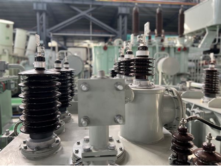 محول كهرباء فائق الجهد العالي، 110 كيلوفولت إلى 220 كيلوفولت Ultra-High-Voltage Power Transformer