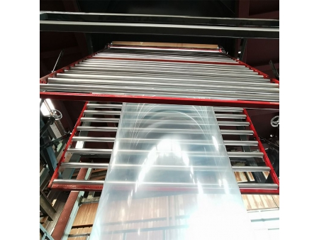 آلة نفخ فيلم بلاستيكي بثلاث طبقات (مع تبريد بفقاعات داخلية)  Three Layer Blown Film Machine (with IBC)