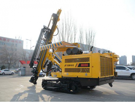 جهاز الحفر الهيدروليكي المجنزر المدمج/ حفار هيدروليكي على جنزير، سلسلة JK690 Integrated Hydraulic Crawler Mounted DTH Drilling Rig