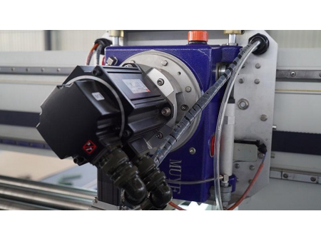 ماكينة CNC لقطع الفوم، V6 (آلة CNC للقطع المحيطي للفوم بشفرة قطع رأسية)