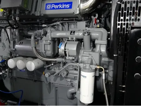 مولدات كهرباء ديزل بمحرك نوع بيركنز (نطاق القدرة: من 20 إلى 1800 كيلو وات) Perkins Engine Series (20kW-1800kW)