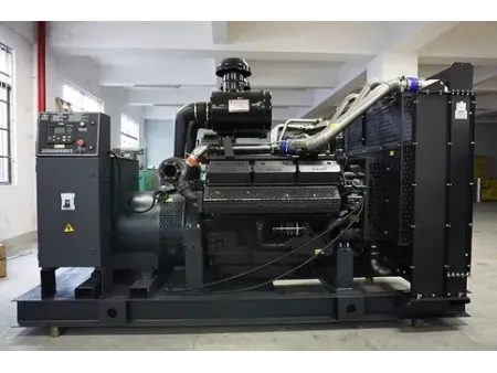 مولد كهرباء ديزل بمحرك صيني نوع SDEC (القدرة: من 360 إلى 500 كيلووات) 360-500kW Diesel Generator Set