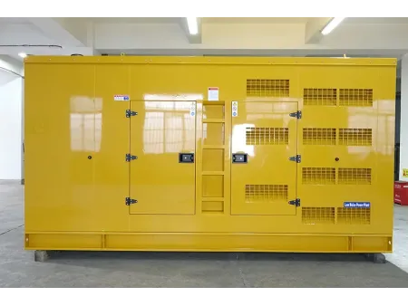 مولد كهرباء ديزل بمحرك صيني نوع SDEC (القدرة: من 360 إلى 500 كيلووات) 360-500kW Diesel Generator Set