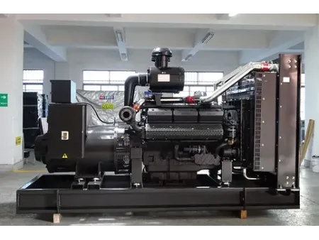 مولد كهرباء ديزل بمحرك صيني نوع SDEC (القدرة: من 600 إلى 1000 كيلووات) 600-1000kW Diesel Generator Set