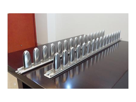 قالب خطي لصناعة آيسكريم ستيك/ إنتاج البوظة والمثلجات بالعود Versaline 16 Lane Ice Cream Machine Stainless Steel Popsicle Mold-1 قالب خطي لصناعة آيسكريم ستيك/ إنتاج البوظة والمثلجات بالعود Versaline 16 Lane Ice Cream Machine Stainless Steel Popsicle Mold-1