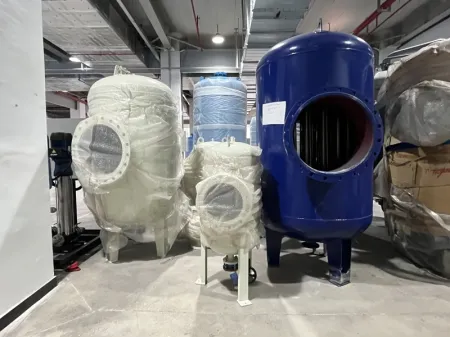 جهاز إزالة التلوث وتفريغ الغاز (إزالة الغاز) مع أنبوب حلزوني Spiral Degassing and Decontamination Device