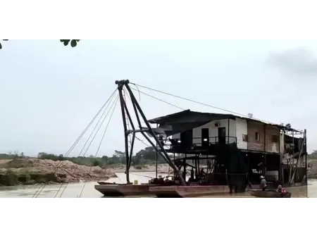 كراكة ماصة طاردة للتعدين تحت الماء (آلة تكريك لأعمال التعدين تحت الماء مع رأس قاطع ونظام شفط) Cutter Suction Mining Dredger