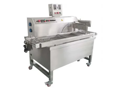 ماكينة تغطية بالشكولاتة Chocolate Enrobing Machine
