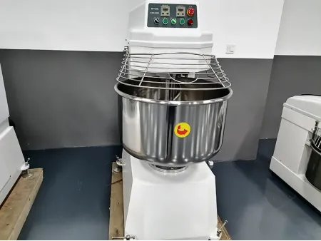 عجانة كهربائية حلزونية بسرعتين Double Speed Spiral Mixer