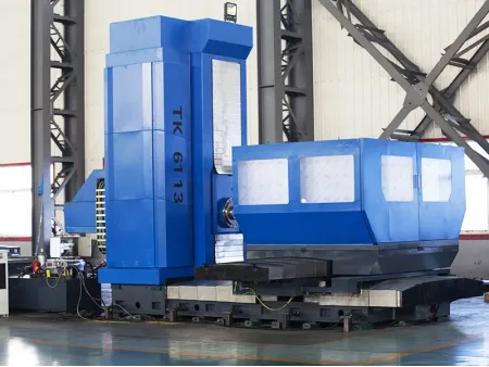 ماكينة الحفر والتفريز CNC بطاولة عمل متحركة لتحقيق دقة فائقة