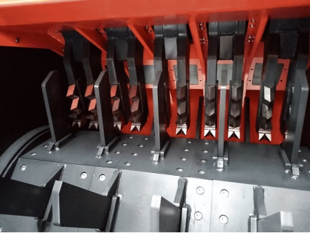 آلة فتح أكياس النفايات Waste Bag Opener