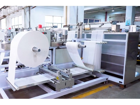 خط إنتاج مناديل مبللة (مع حدة الطي والترطيب والتكديس والتغليف)، سلسلة Fully Automatic Wet Wipes Folding Converting Machine