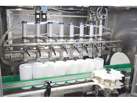 ماكينة إنتاج مناديل مبللة في علب أسطوانية، سلسلة Canister Wet Wipes Machine