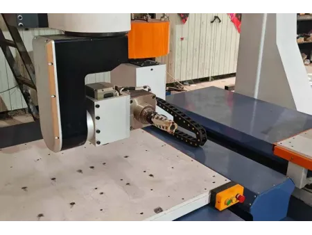 مخرطة خشب ذكيةCNC متطورة بخمسة محاور وطاولتين مزدوجتين (لتعزيز الإنتاجية والدقة) (لأعمال النجارة وتصنيع أثاث الخشب الصلب والديكور بكفاءة ودقة عالية)  Double Table 5 Axis CNC Wood Lathe