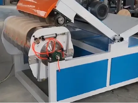ماكينة نشر ألواح الأخشاب المنحنية (منشار عالي الدقة والكفاءة لتقطيع الخشب المنحني) Curved Wood Sawing Machine