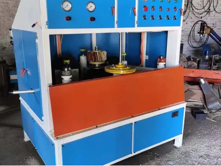ماكينة تشكيل بالنسخ وصنفرة مقاعد الكراسي الخشبية (بدقة عالية ونظام النسخ الاحترافي) Wood Chair Seat Profiling Copy Shaper and Sander