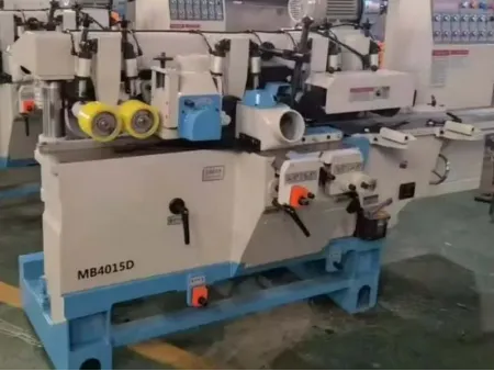 ماكينة الربواه لتسوية أسطح الالواح الخشبية من أربع جهات  Four-Sided Planer