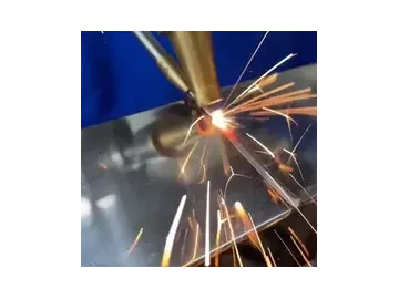 ماكينة لحام بالليزر قابلة للحمل باليد