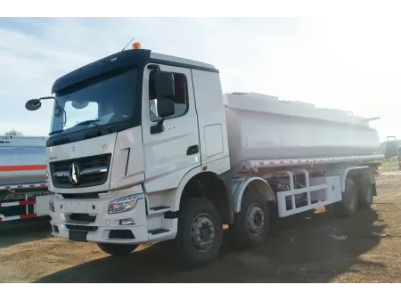 شاحنة صهريج نقل المياه  8×4