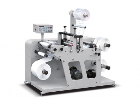 آلة الحز (الشَّق) بمحطة القطع القالبي الدوار، DK-320G