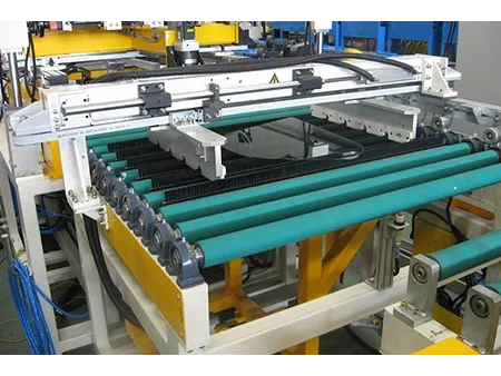 ناقل توجيه ألواح الزجاج  Guiding Conveyor ناقل توجيه ألواح الزجاج  Guiding Conveyor