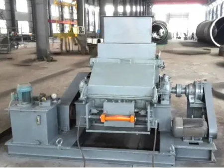 كسارة المطرقة/ كسارة المطارق Hammer Mill Crusher كسارة المطرقة/ كسارة المطارق Hammer Mill Crusher