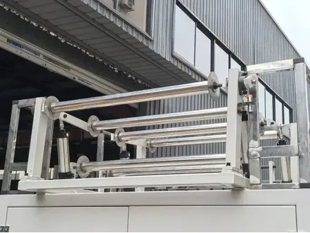 ماكينة تكسير البلاستيك اثناء الإنتاج