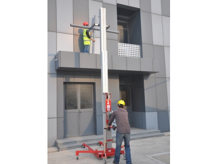 رافعة مواد عمودية بتشغيل يدوي، طراز SML Super Material Lift