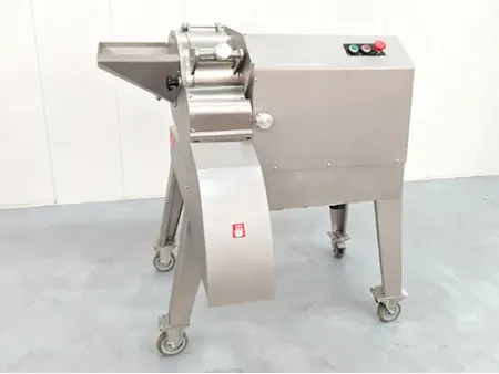 ماكينة تقطيع اللحوم المجمدة (بدون عظم) Frozen Meat Cutting Machine (Boneless Meat)
