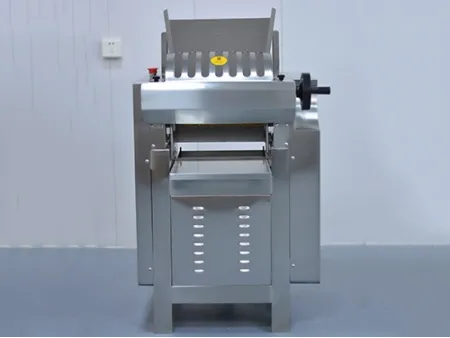 برامة عجين Dough Roller Machine