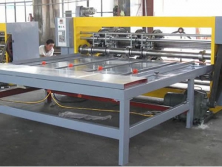 آلة تحزيز دوارة نصف أوتوماتيكية للكرتون المضلع Semi-Automatic Rotary Slotter