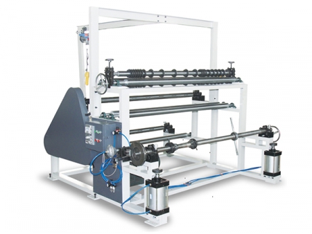 سليتر تقطيع الورق وإعادة اللف في رولات، طراز Ks-1600 A