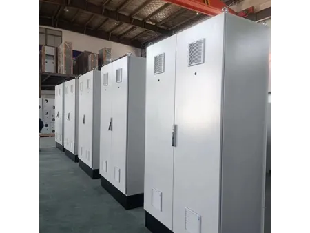 كابينة سيرفرات وشبكات (صندوق/ خزانة سيرفرات وشبكات)، سلسلة CBES Freestanding Enclosure