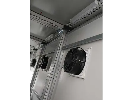 كابينة (صندوق، خزانة) وحدة تحكم قائمة متعددة الأقسام، سلسلة CBPZ Freestanding Multi-Bay Control Cabinet