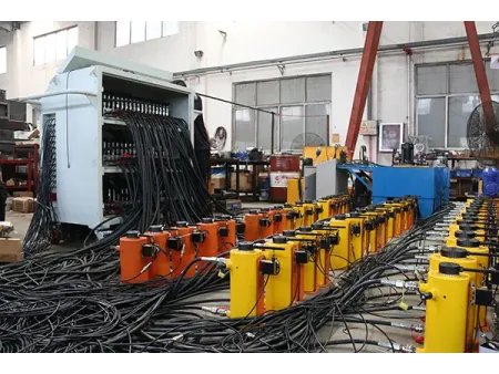 نظام رفع هيدروليكي متزامن