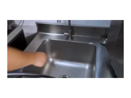 موزع الثلج الأوتوماتيكي