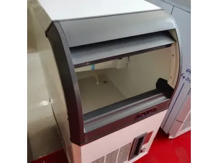 صانعة الثلج المدمجة، ايس ميكر