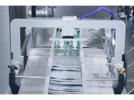 ماكينة تعبئة أكياس جاهزة ذات فوهة واحدة