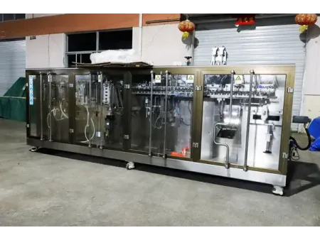 ماكينة تعبئة أكياس ستاند اب HFFS ذات فوهتين