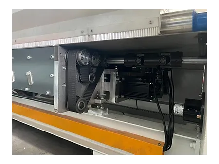 ماكينة القطع الدورانية بالقوالب تعمل بالسيرفو (400 ورقة/دقيقة)