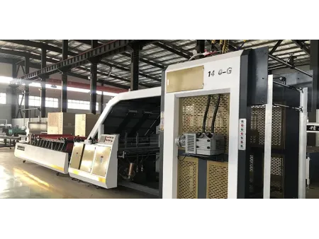 ماكينة التصفيح الأوتوماتيكية للكرتون المضلع ( 6,000 ورقة/ساعة)