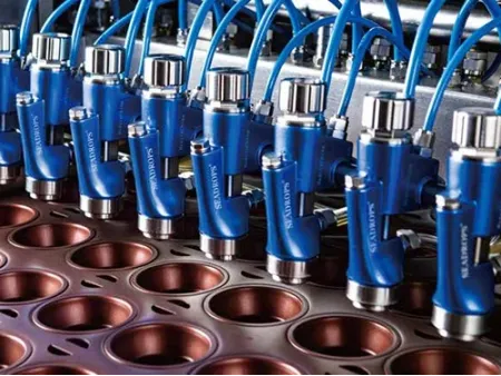 ماكينة رش زيت مانع التصاق المخبوزات